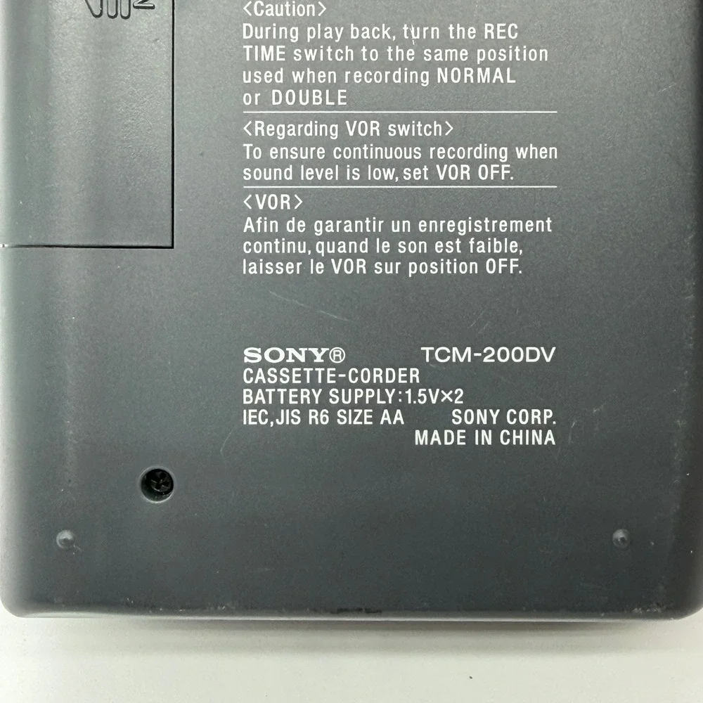 Sony TCM-200DV Cassette Handheld Voice Recorder Silver VOR Parts Doesn't Spin